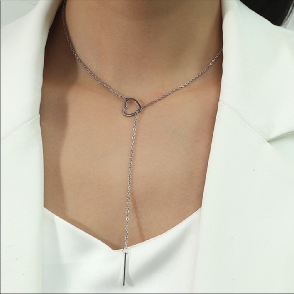 Titanium steel boutique geometric heart pendant necklace NWT